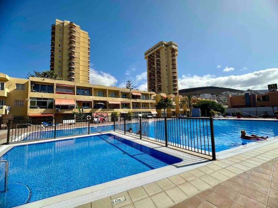 Апартаменты Las Vistas Beach Los Cristianos 2 Swimming Pools Экстерьер фото