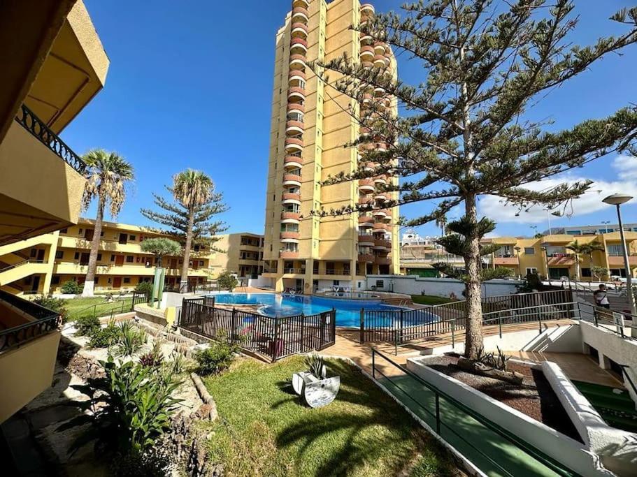 Апартаменты Las Vistas Beach Los Cristianos 2 Swimming Pools Экстерьер фото